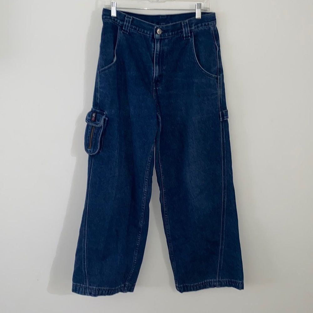 Vintage Levi’s L2 cargo jeans